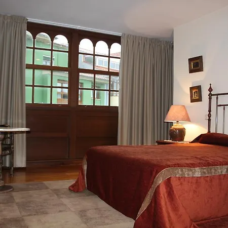 Turisticos Nieves Playa * Llanes