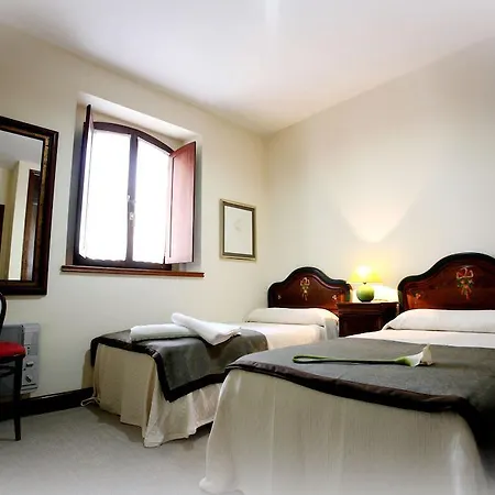 Turísticos Nieves Playa Llanes